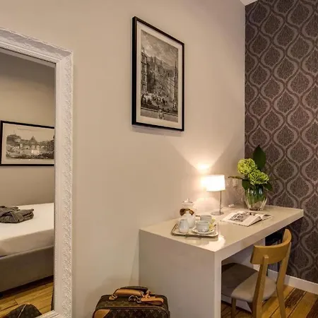 Tlv Navona Guest house *