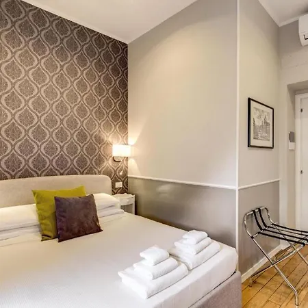 Tlv Navona Guest house *