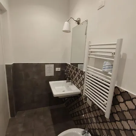Tlv Navona Guest house